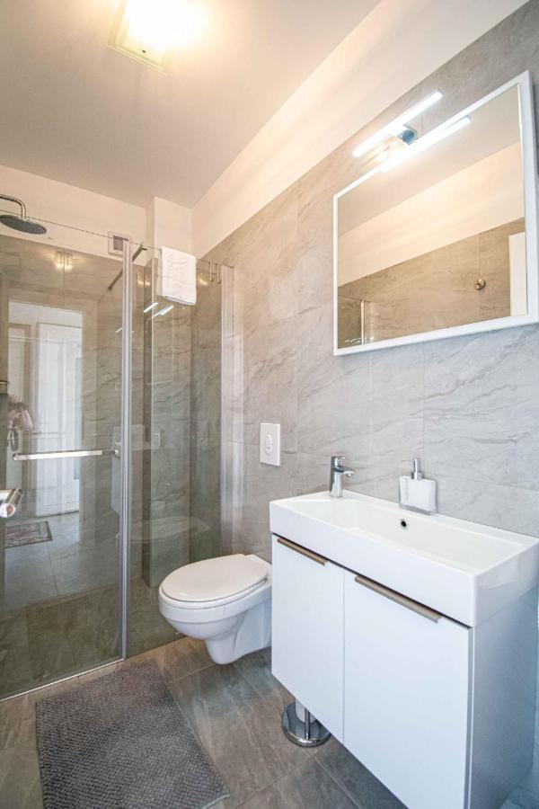 Luxury Apartment With Swimming Pool Ana Трогир Экстерьер фото
