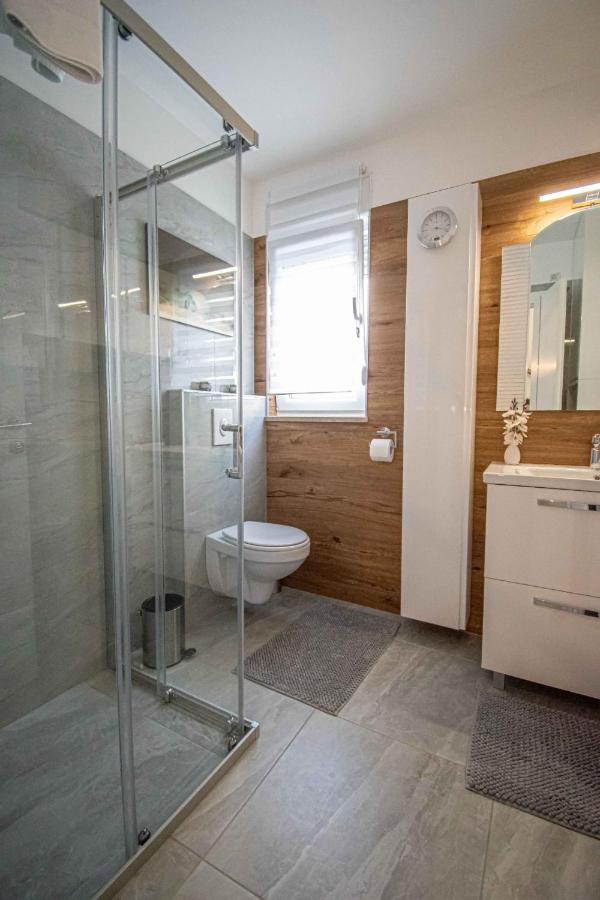 Luxury Apartment With Swimming Pool Ana Трогир Экстерьер фото